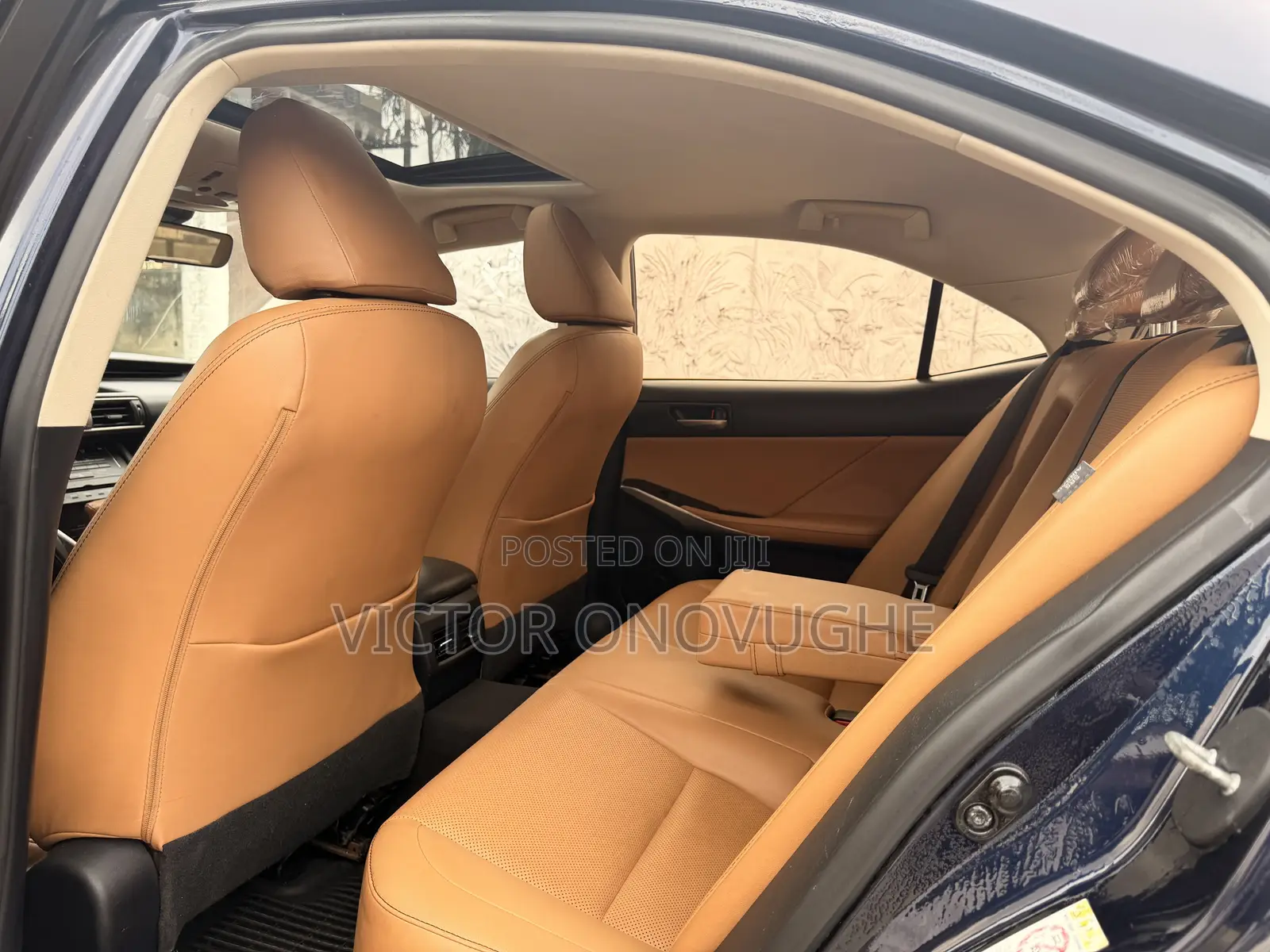 Lexus IS 300 AWD 2017 Blue