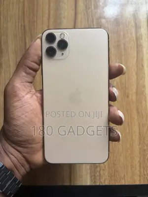 Apple iPhone 11 Pro Max 64 GB Gold