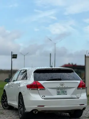 Toyota Venza AWD 2012 White