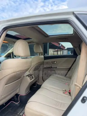 Toyota Venza AWD 2012 White