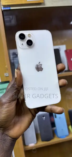 Apple iPhone 13 128 GB White
