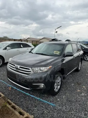 Toyota Highlander 2013 Gray