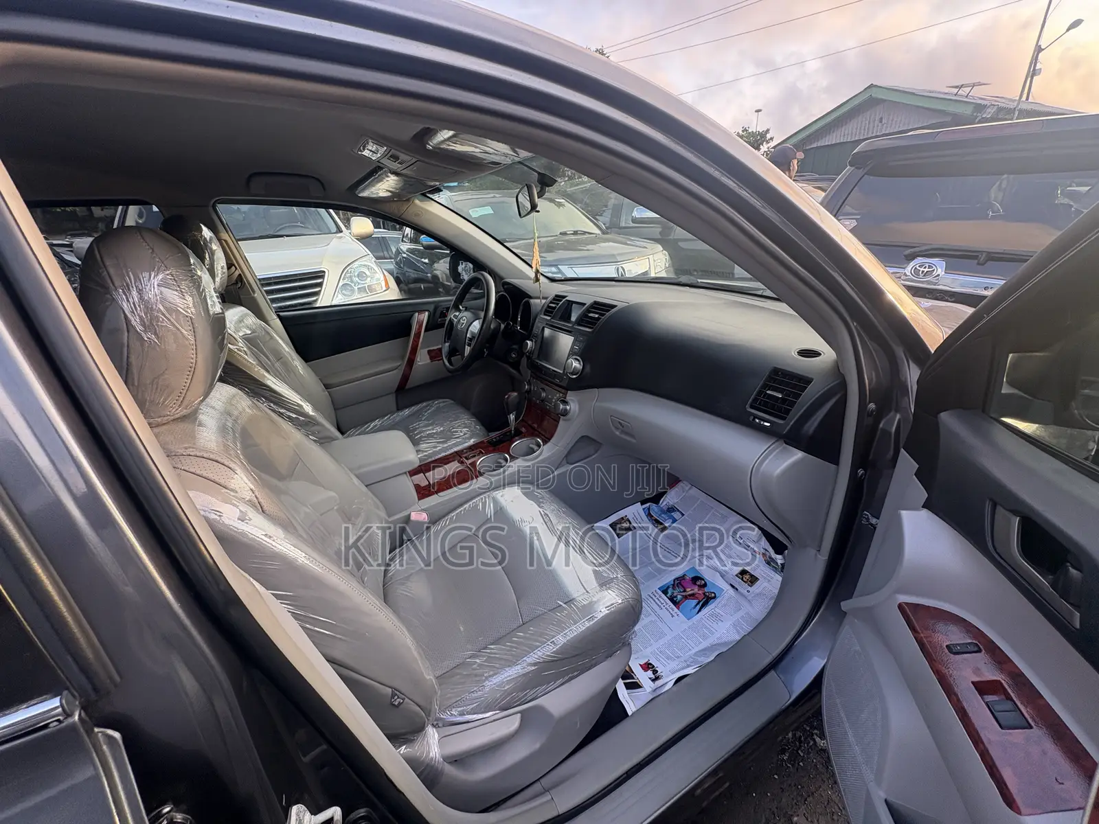 Toyota Highlander Limited 2012 Gray