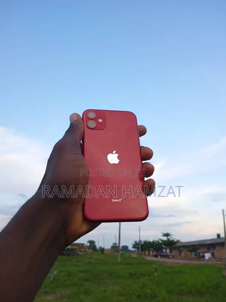 Apple iPhone 11 64 GB Red