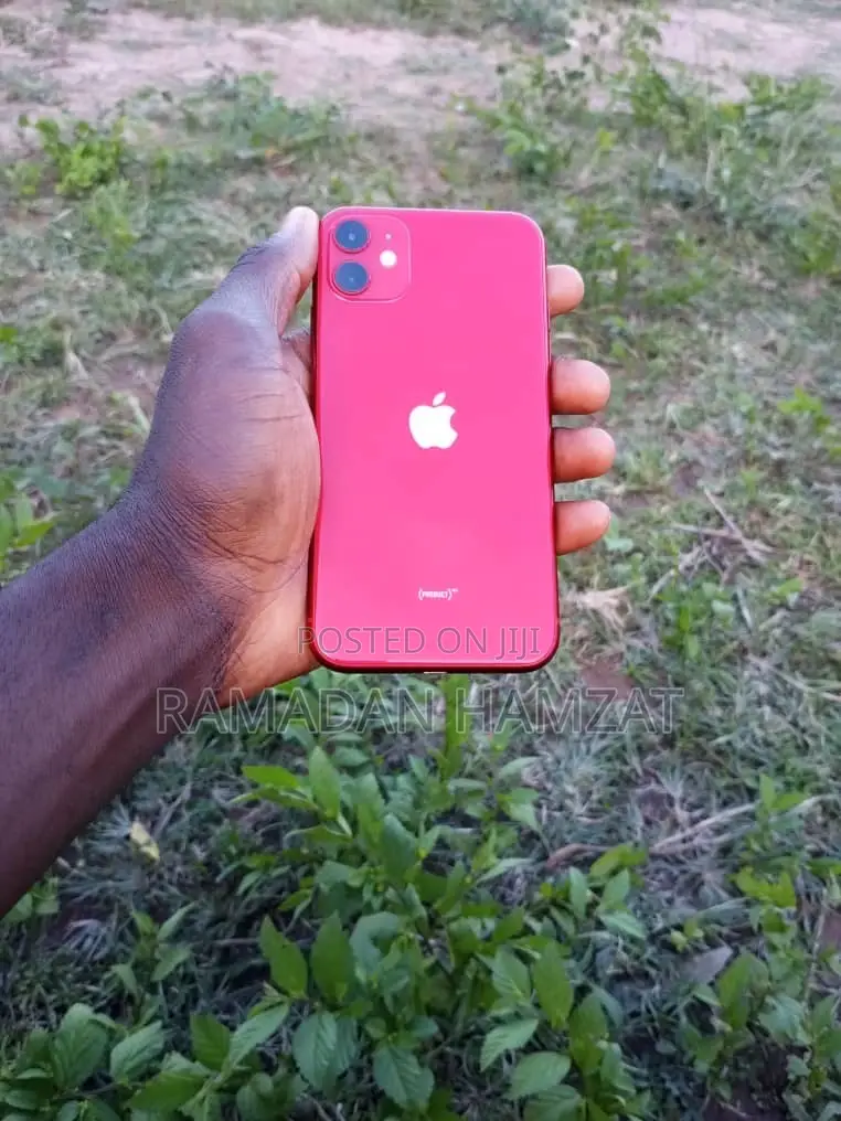 Apple iPhone 11 64 GB Red