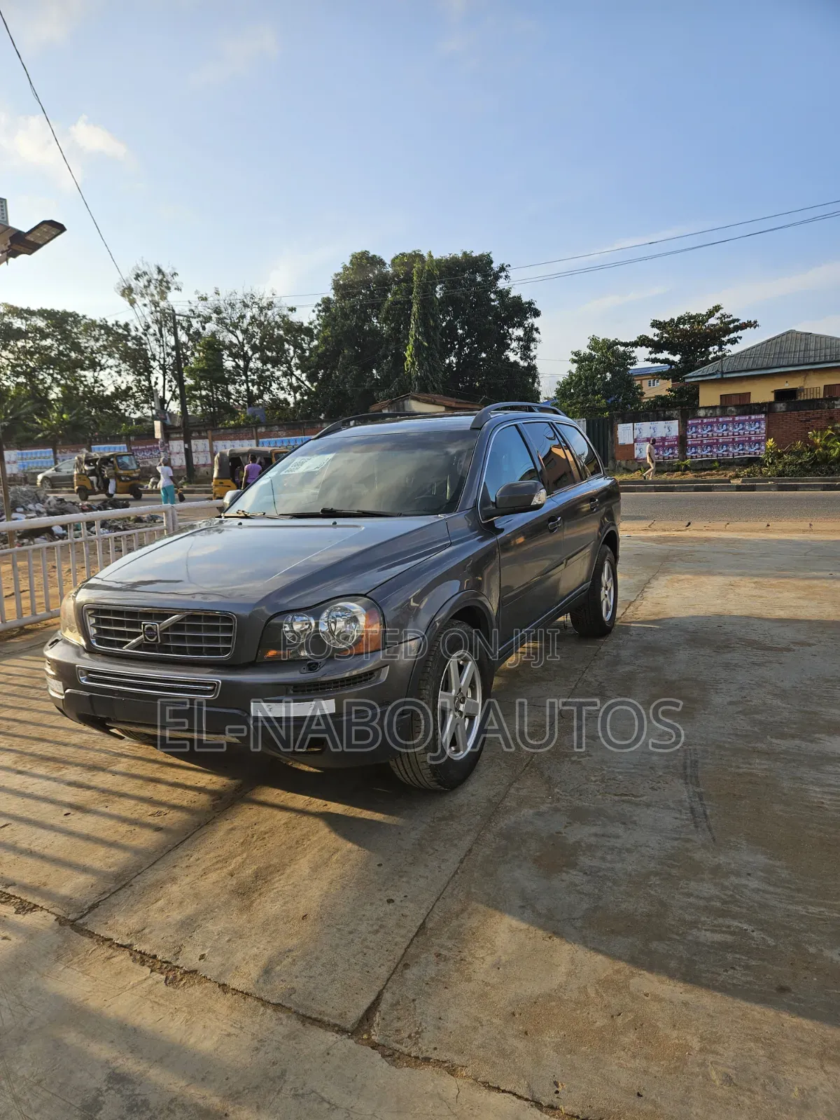 Volvo XC90 2008 Gray
