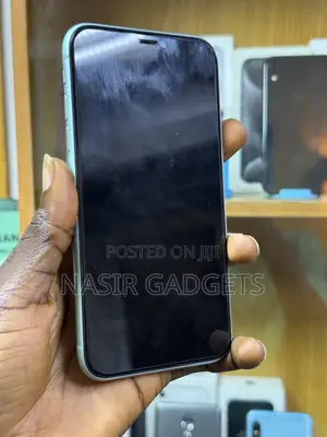 Apple iPhone 11 128 GB Green