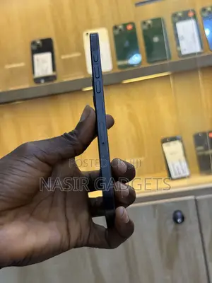 Apple iPhone 16 Plus 128 GB Black