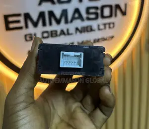 Mitsubishi L200 Triton 4WD Control Unit