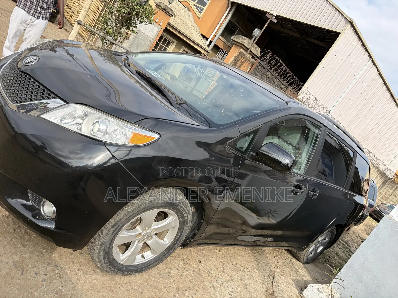 Toyota Sienna 2015 Black