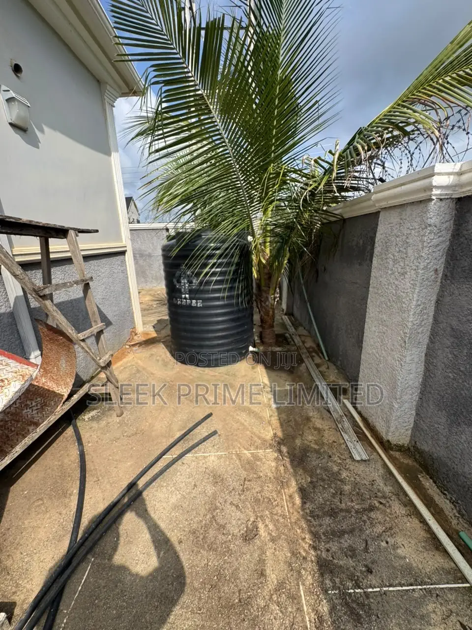 4bdrm Duplex in Lugbe District for rent