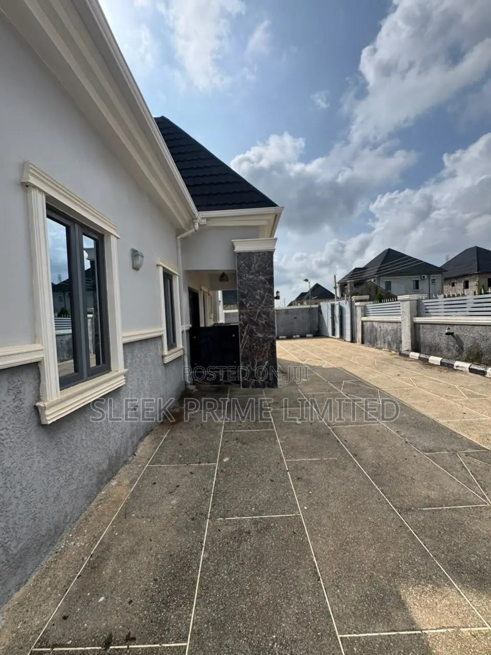 4bdrm Duplex in Lugbe District for rent
