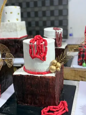 2 Tier Traditional Wedding Cake