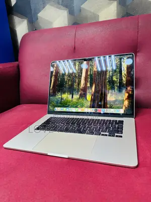 Laptop Apple MacBook Air 2023 M2 8GB Apple M2 SSD 256GB
