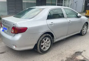 Toyota Corolla 2009 Silver