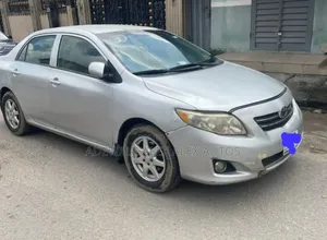 Toyota Corolla 2009 Silver