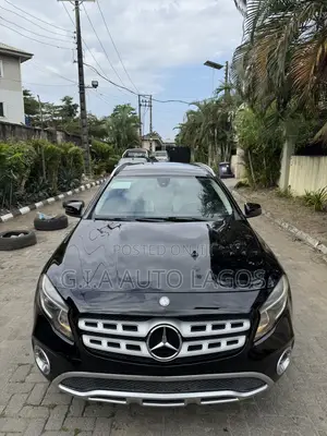 Mercedes-Benz GLA 250 2018 Black