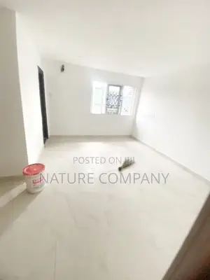 3bdrm Block of Flats in Oregun for rent