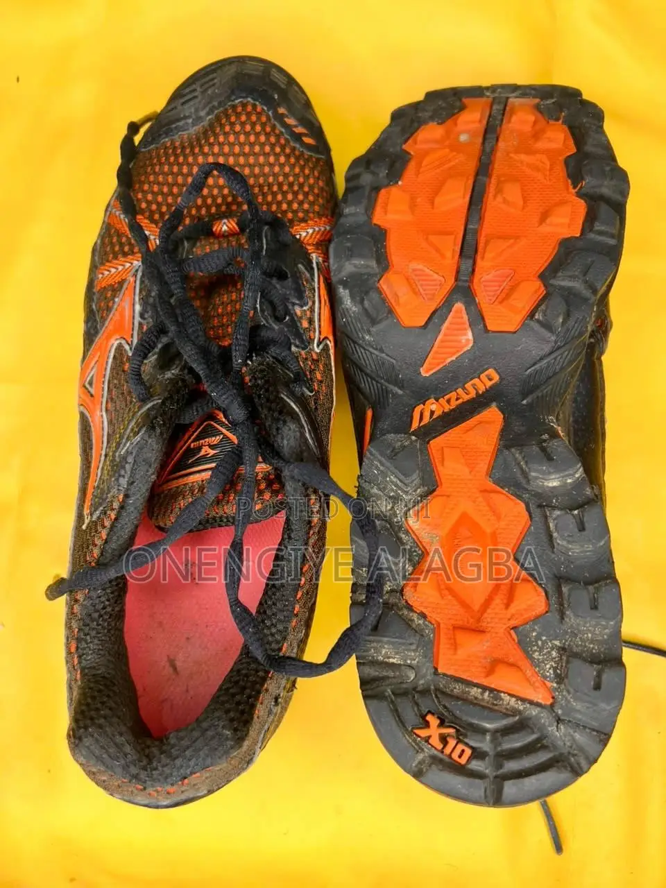 Solid Foot Wear