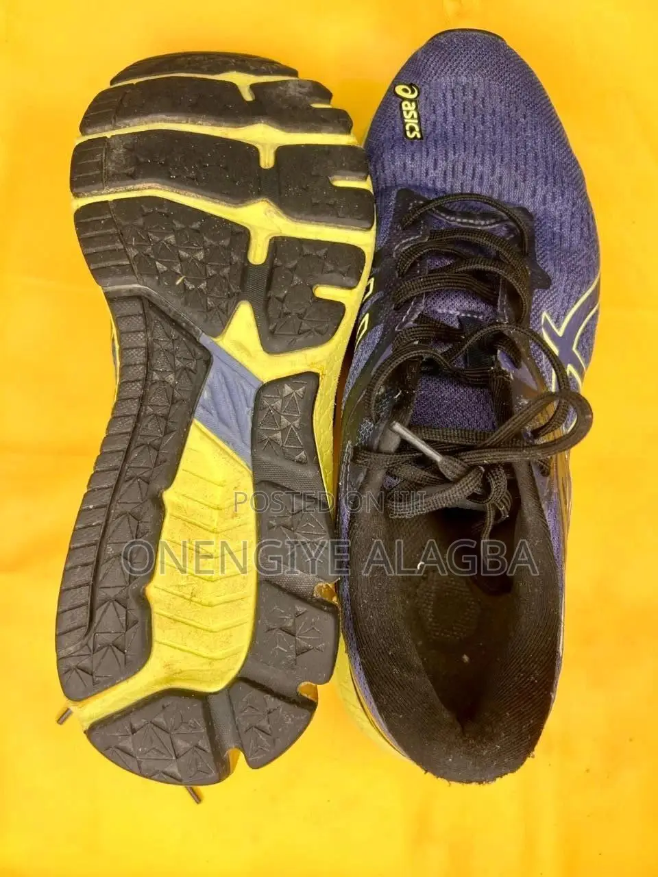 Solid Foot Wear
