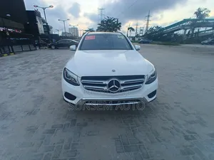 Mercedes-Benz GLC-Class 2017 White