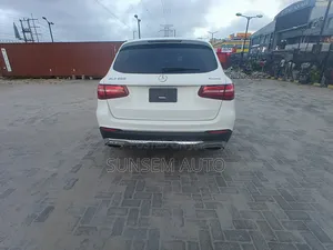 Mercedes-Benz GLC-Class 2017 White