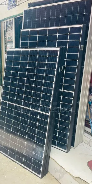 650w Solar Panels