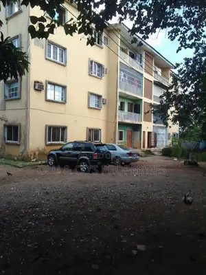 3bdrm Block of Flats in Wuse for sale