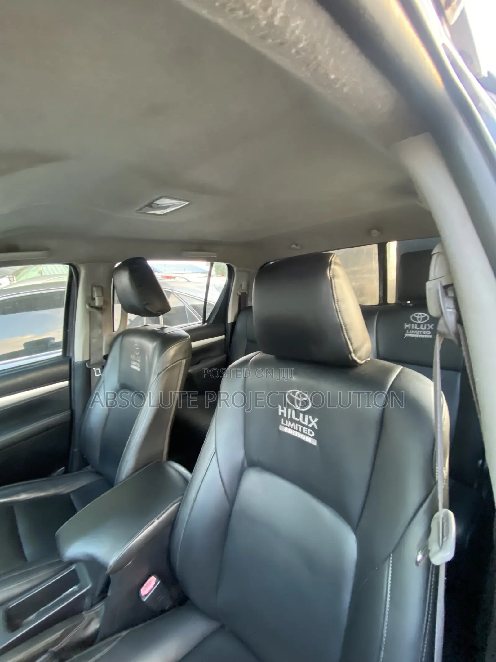 Toyota Hilux 2018 Gray