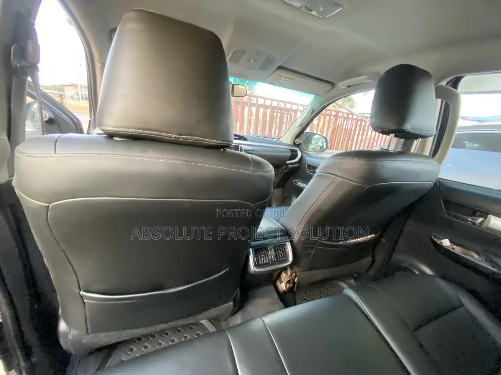 Toyota Hilux 2018 Gray