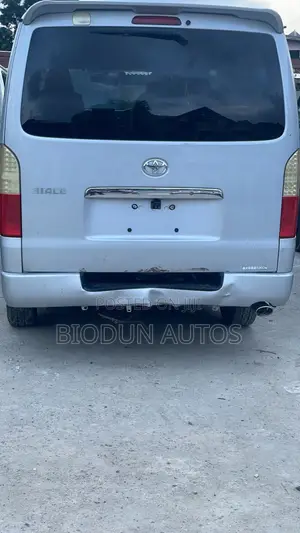 Suzuki Every 2005