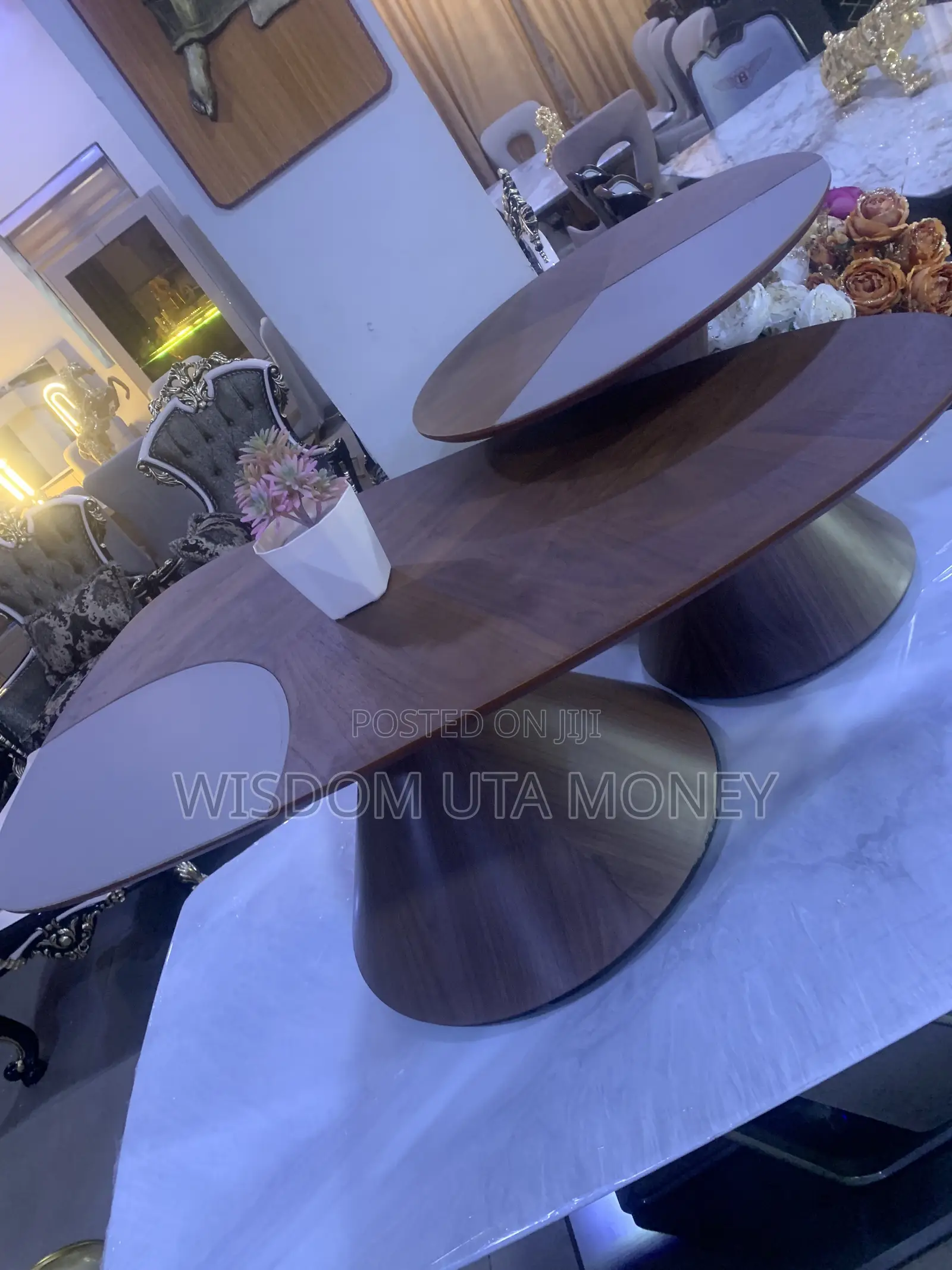 Portable Center Table With Fantastic Design