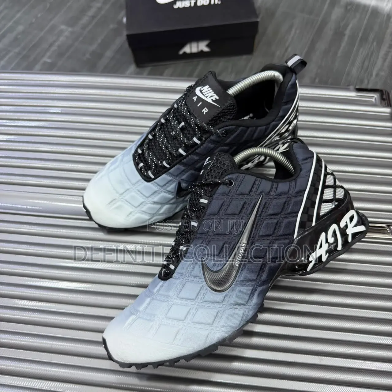 NIKE Airmax Runner Sneakers