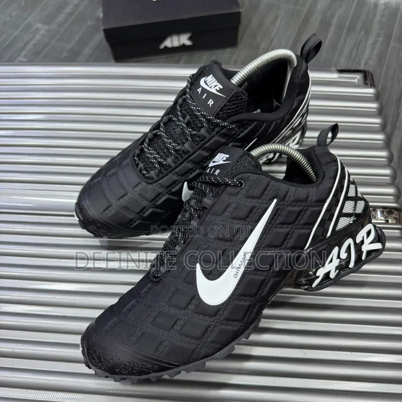 NIKE Airmax Runner Sneakers