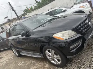 Mercedes-Benz M Class 2013 Red