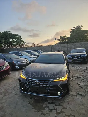 Toyota Avalon 2023 Black