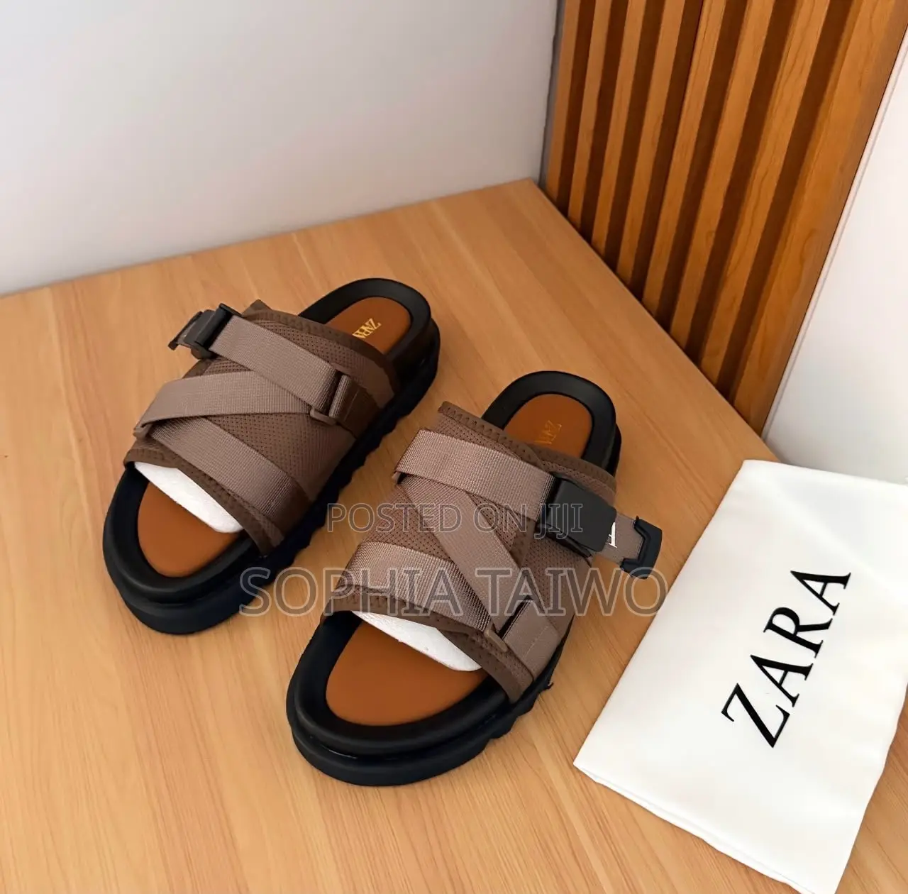 Elite Zara Slide