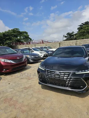 Toyota Avalon 2023 Black