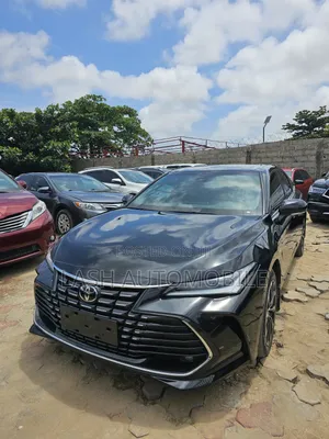 Toyota Avalon 2023 Black