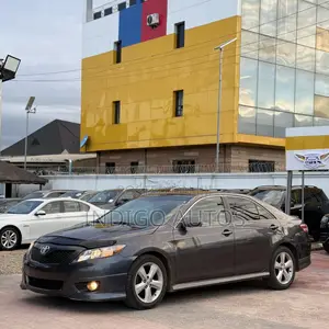 Toyota Camry SE 4dr Sedan (2.4L 4cyl 5A) 2009 Gray