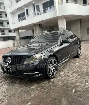 Mercedes-Benz C300 Luxury Sedan RWD (3.0L 6cyl 7A) 2009 Black