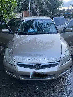 Honda Accord 2.4 Executive 2006 Gold