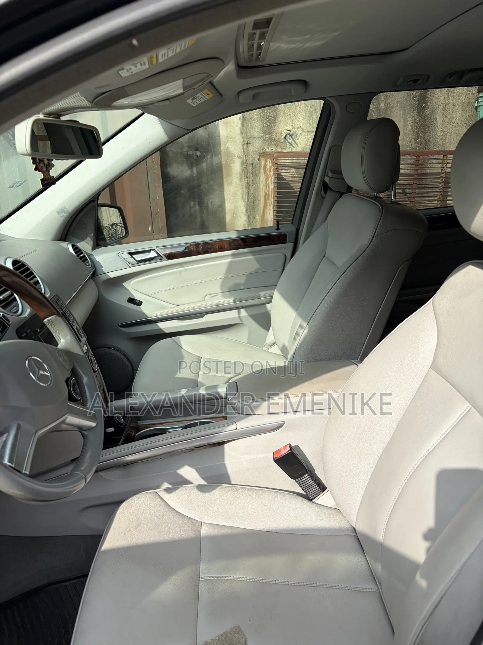 Mercedes-Benz GL-Class 2011