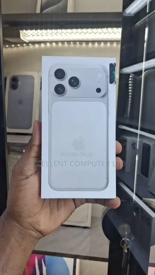 New Apple iPhone 17 Pro 256 GB White