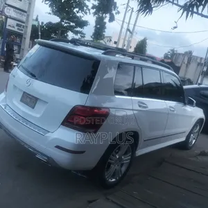 Mercedes-Benz GLK-Class 2015 Off white