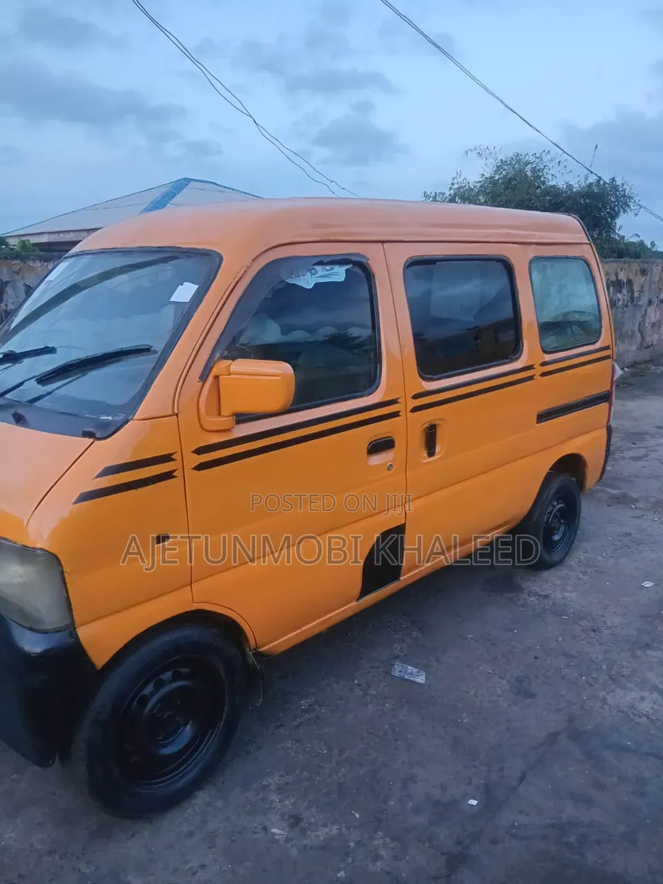 Suzuki APV Minibus 2010 Yellow