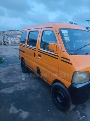 Suzuki APV Minibus 2010 Yellow