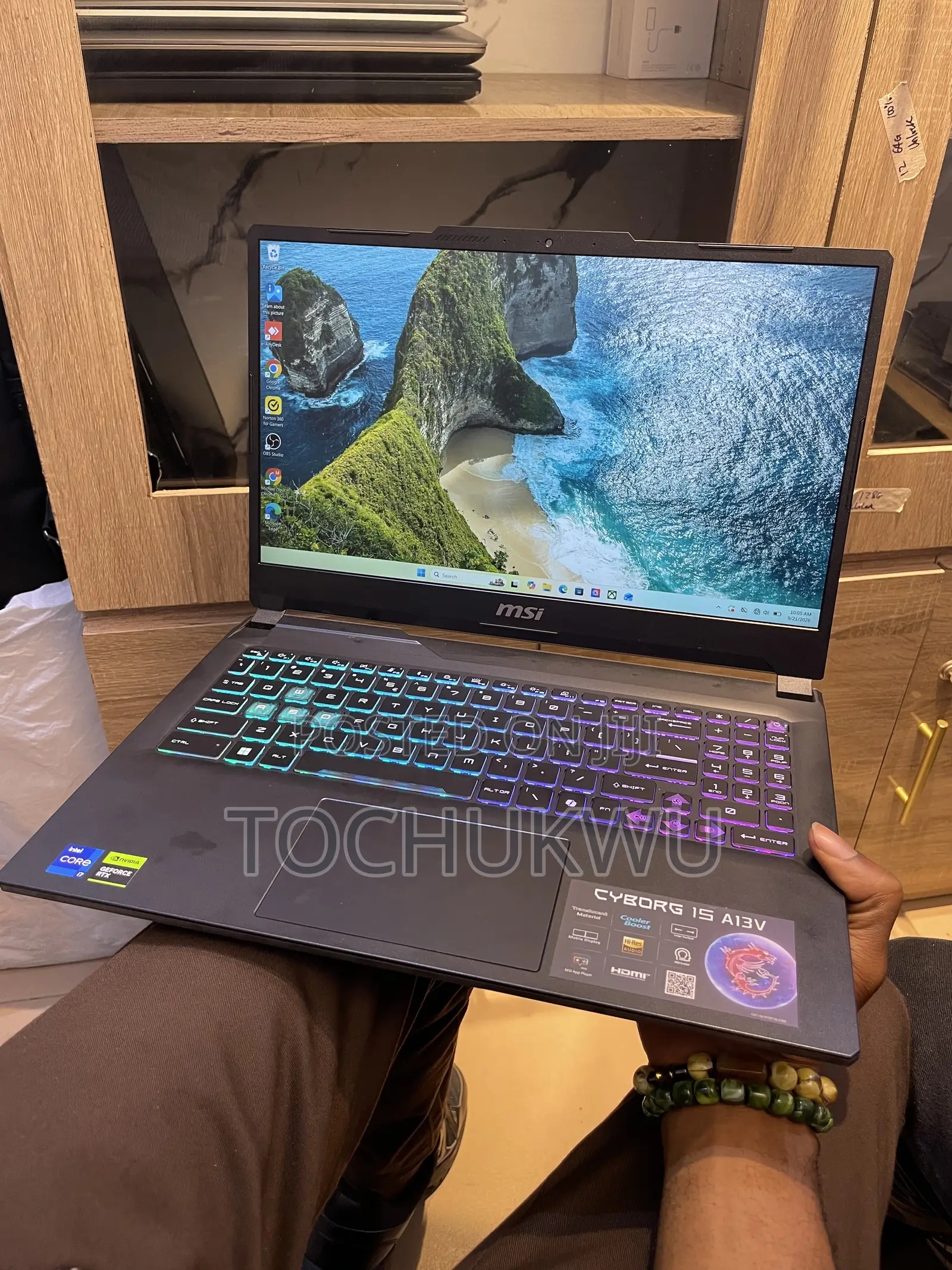 Laptop MSI Cyborg 15 16GB Intel Core i7 SSD 512GB