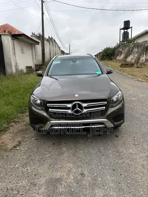 Mercedes-Benz GLC-Class 2017