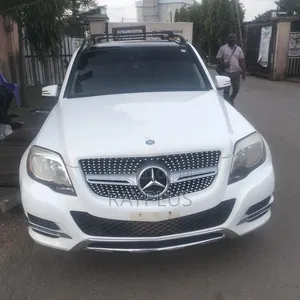 Mercedes-Benz GLK-Class 2015 Off white